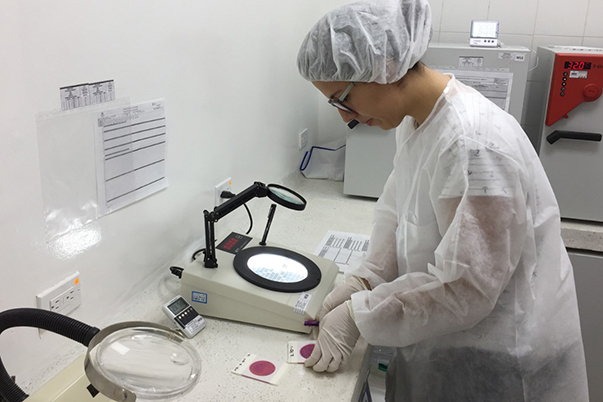 Renovar la acreditación otorgada por el ONAC, le permite al Laboratorio de Control de Calidad en Alimentos del Centro Agroindust