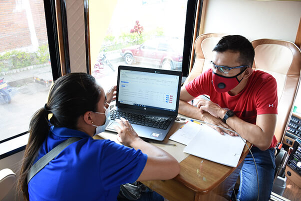 Estos recorridos en alianza con la alcaldía de Armenia, facilitan el acceso de las personas a las vacantes ofertadas por la Agen