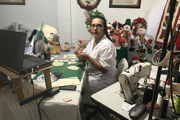 Instructora comenzó a impartir formación mediante videos  y terminó convertida en youtuber  