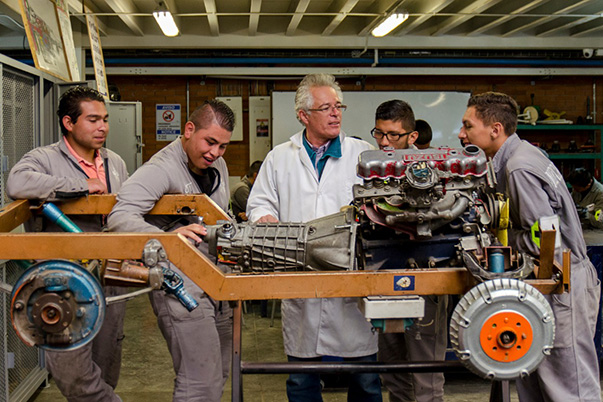 Inicia proceso de selección de 75 mil nuevos aprendices 