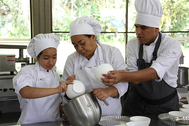 En el SENA se hablará de turismo y cocina 