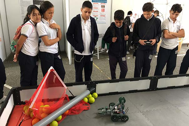 El SENA en Tecnociencia reunió a más de 1.200 estudiantes 