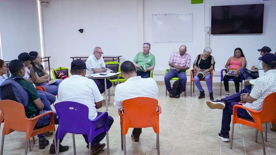 El director general del SENA, Jorge Londoño, interactuó con integrantes de la Regional Vichada, campesinos y habitantes de Puert