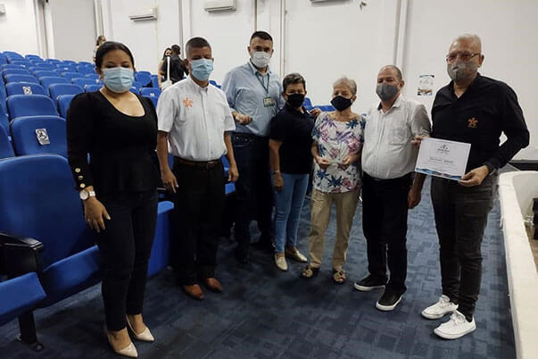 miembros del semillero de investigación Aromas y sabores, subdirección SENA y administración municipal de Girardot 