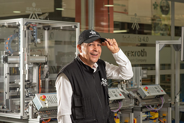 Los grandes de la tecnología se reúnen en el evento virtual de Industrias 4.0 organizado por el SENA y Siemens