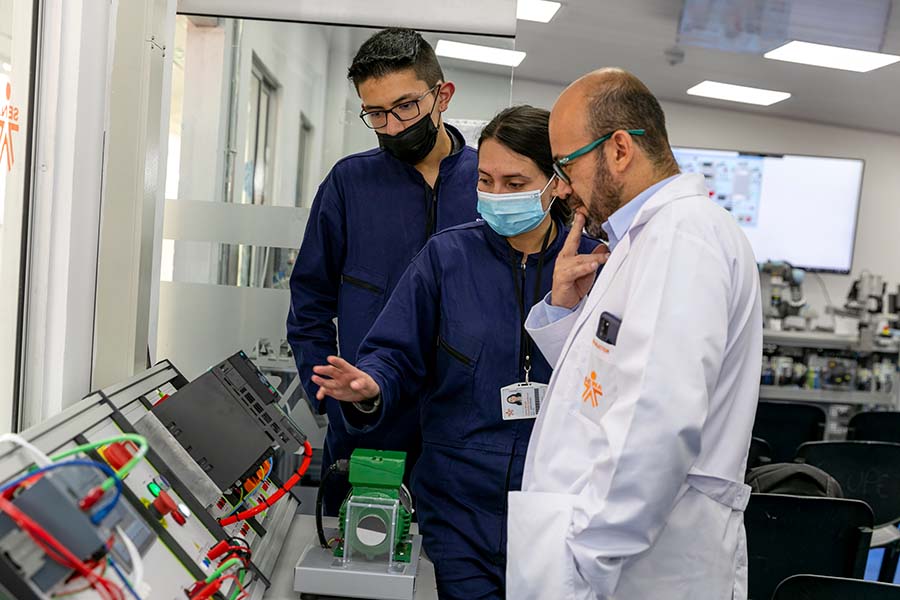 Imagen sobre el apoyo del SENA a los proyectos enfocados en investigación, desarrollo e innovación