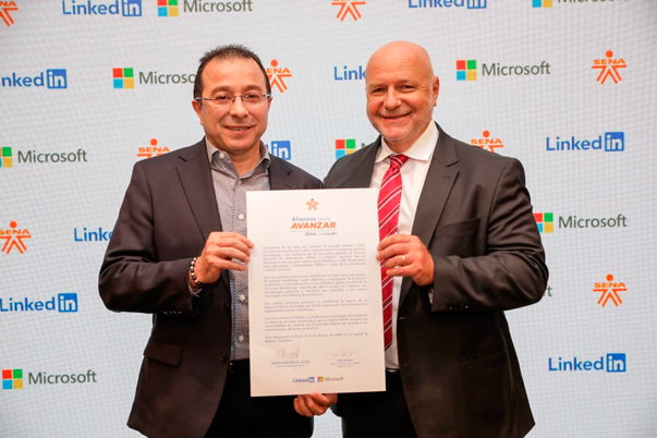 Esta iniciativa busca enriquecer la oferta de servicios del SENA de acuerdo con las necesidades del sector productivo, con el fi