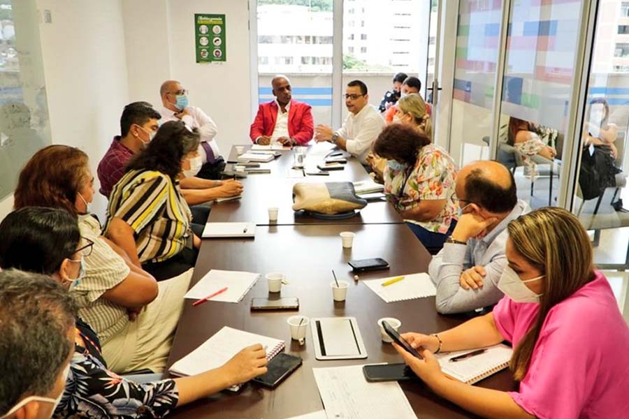 Imagen sobre el apoyo del SENA en Cali para la educación en los jovenes