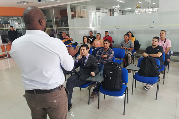 Emprendedores digitales se certifican con MinTIC y el SENA