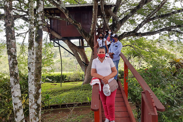 Con el SENA crece El Nido del Colibrí en Caquetá 