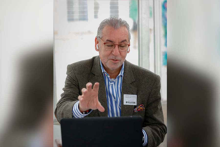 El director general del SENA, Jorge Londoño, destacó la articulación de esfuerzos y la cooperación internacional con Perú.