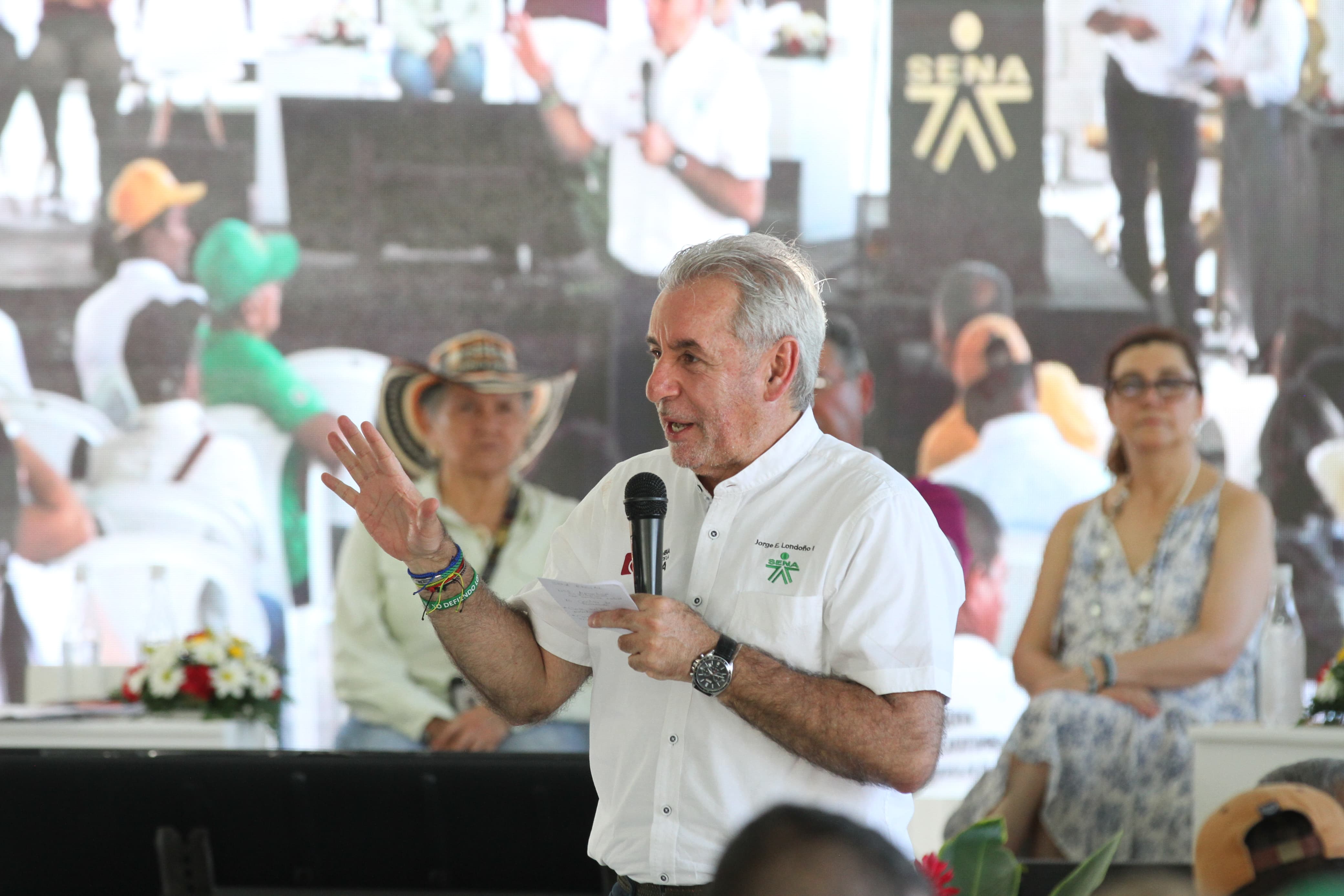 El SENA lidera el primer Encuentro Nacional de Zonas de Reserva Campesina con representantes del Gobierno y campesinos de todo e