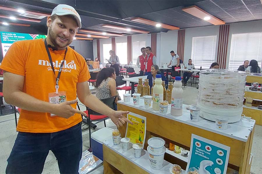 ‘Melakel’ es una empresa que se dedica a la fabricación y comercialización de yogur natural. Nació gracias a la inversión que 