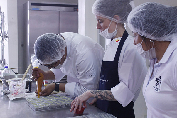 Hoja de coca: un plato fuerte de la investigación SENA