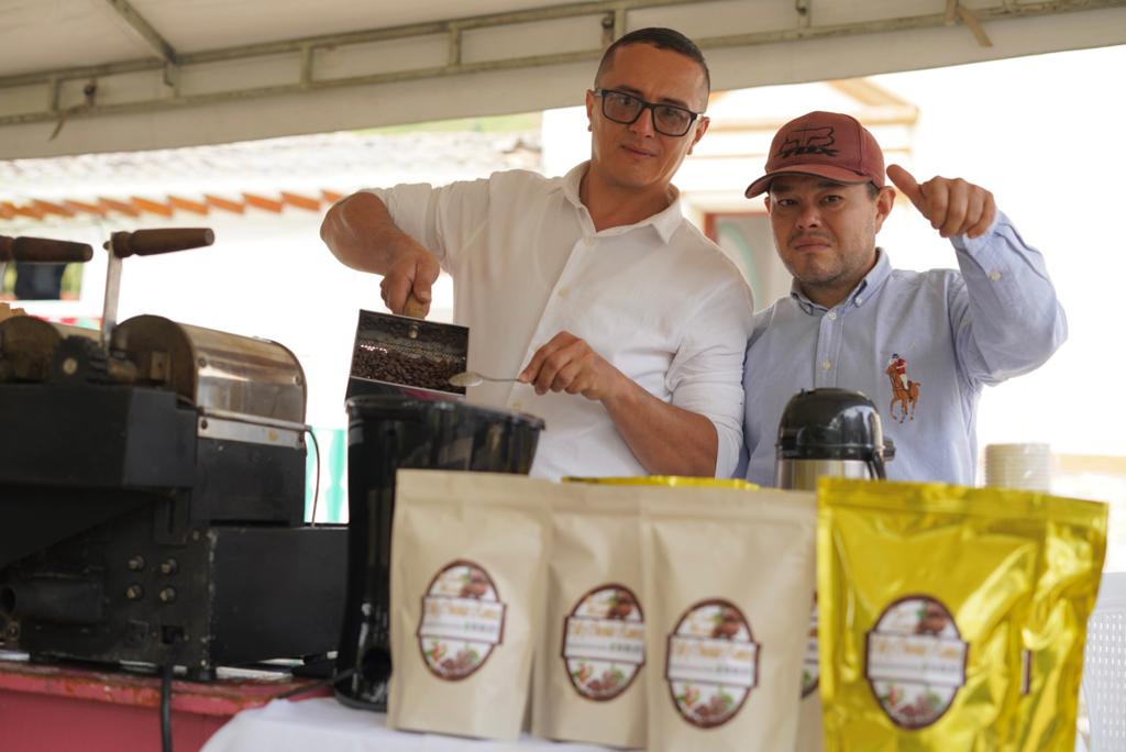 El SENA como entidad que forma el talento humano para los sectores productivos, hizo parte del Lanzamiento Plan Cosecha Cafetera