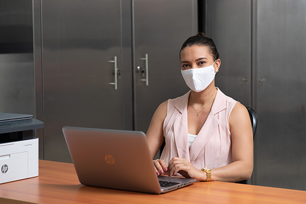 40 aprendices participaron en el proyecto Mujeres Programadoras, una iniciativa para reducir la brecha de género del sector TIC