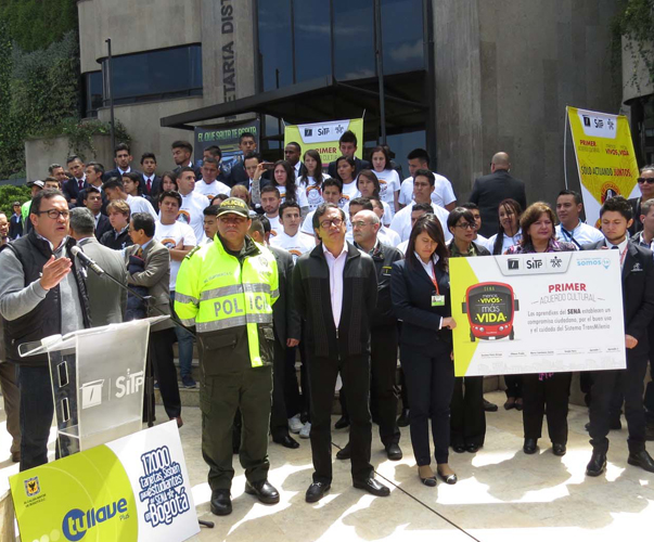 SENA establece compromiso de integración con TransMilenio