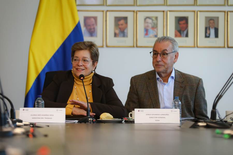 imagen unidos para promover el emprendimiento, formacion y empleo