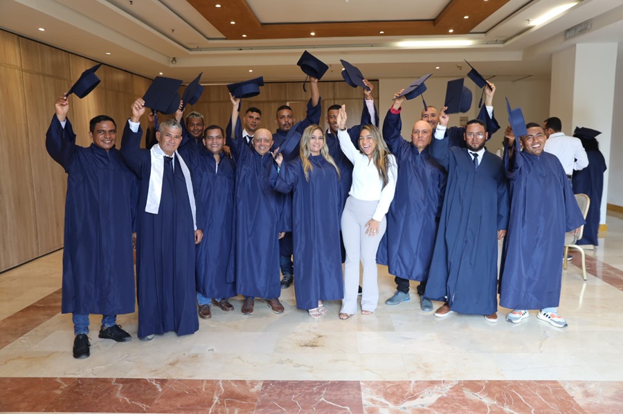 Este evento resalta el compromiso del SENA con la capacitación y el desarrollo profesional, abriendo nuevas oportunidades en el 