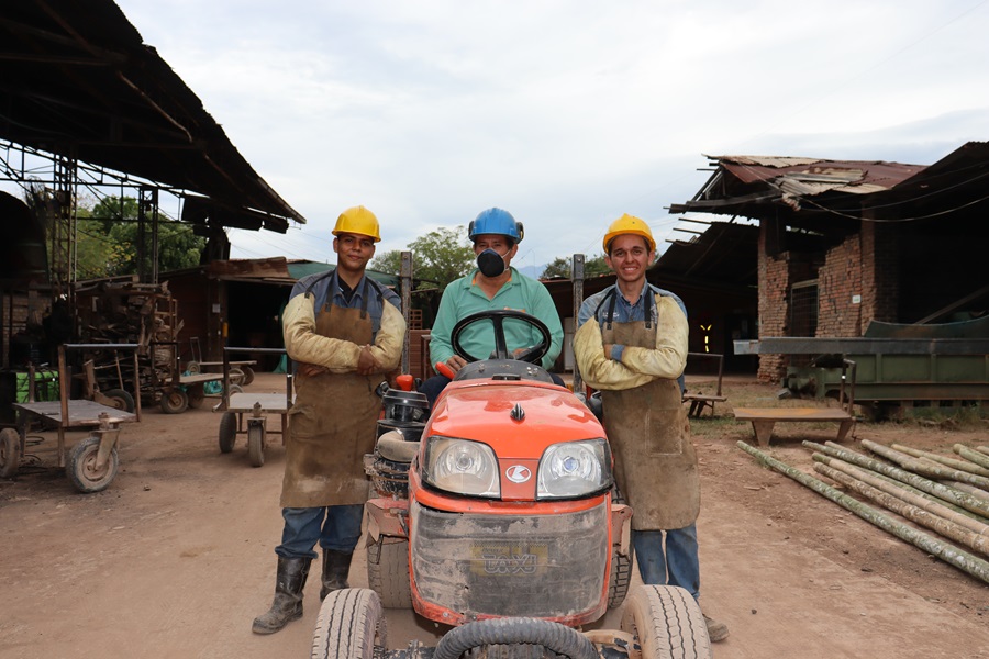 Los aprendices han demostrado sus habilidades técnicas contribuyendo significativamente al proceso prodrato de aprendizaje-17824