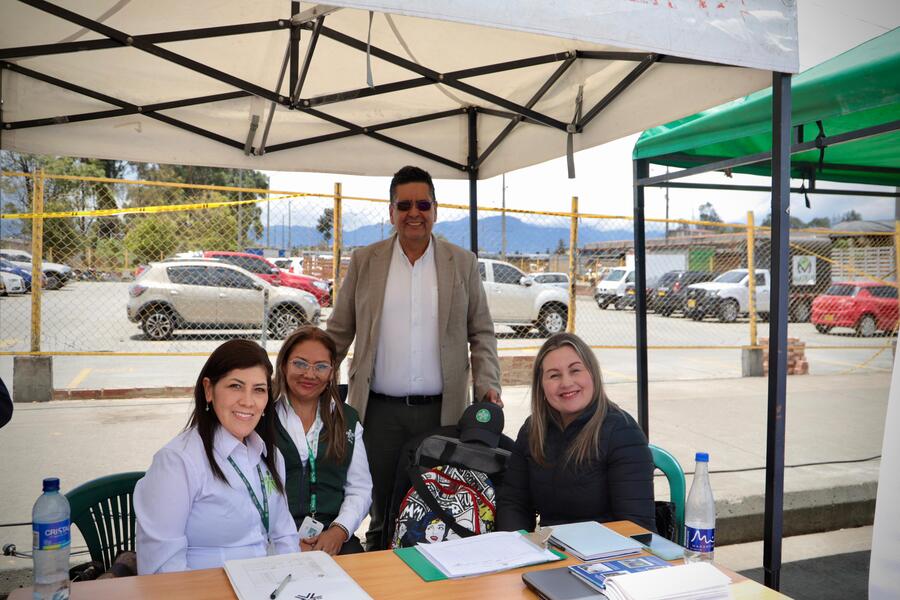 Gerardo Arturo Medina Rosas, director (e) del SENA Regional Distrito Capital encabezó la celebración del Día del Tendero