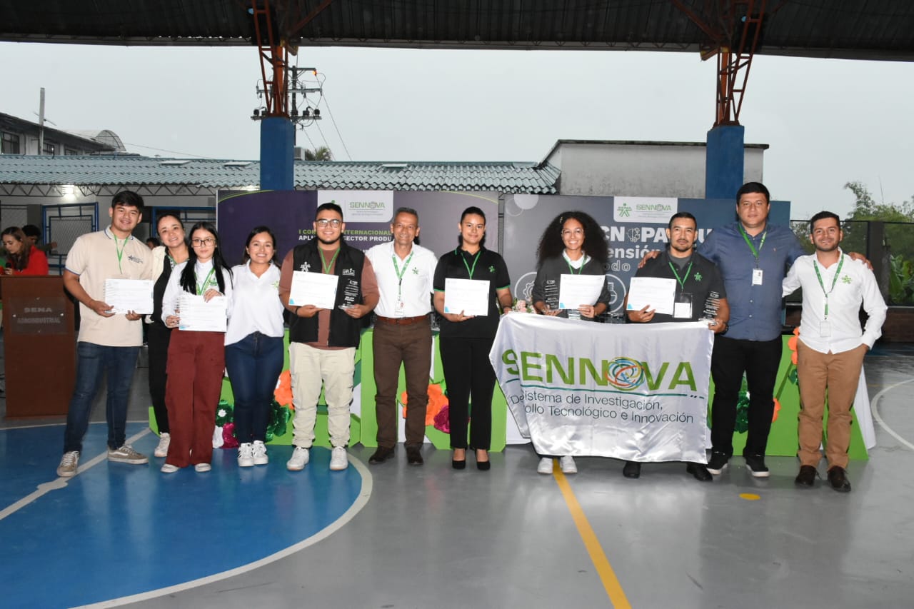 las mejores ponencias y pósteres fueron premiados y exaltados.