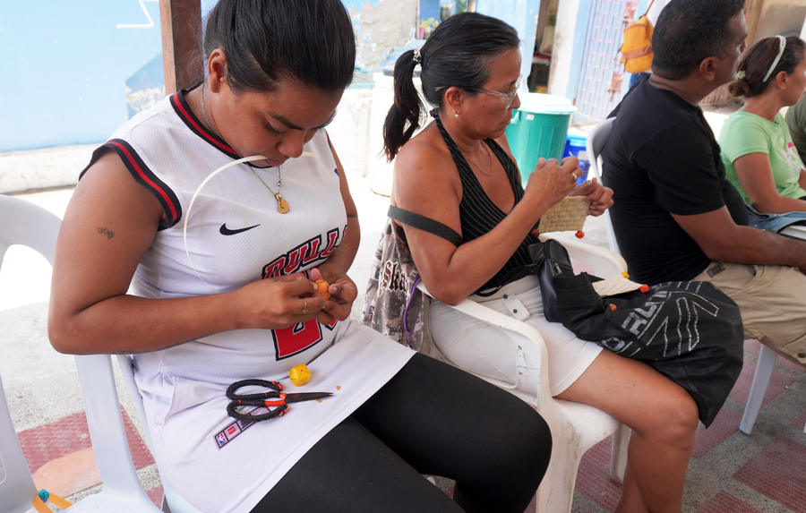 Pescadores y asociaciones de Tasajera participan en actividades formativas lideradas por el SENA Magdalena para fortalecer la ec