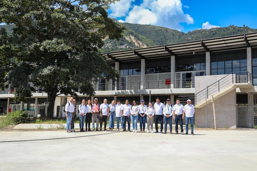 ACOPI, CUT, ANUC, Gobernación de Caldas y directivas del SENA, materializaron el décimo Consejo Regional del Servicio Nacional d