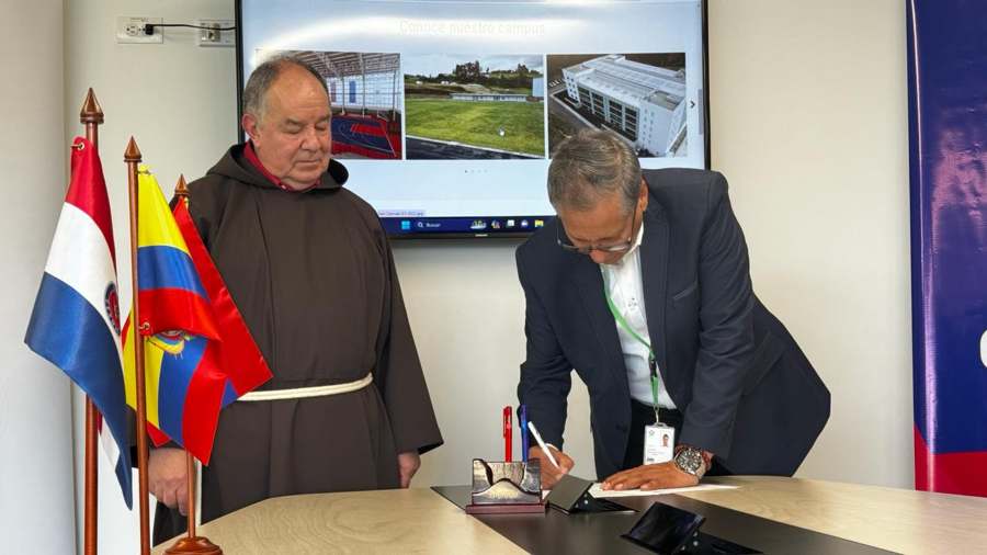 imagen de firma de convenio