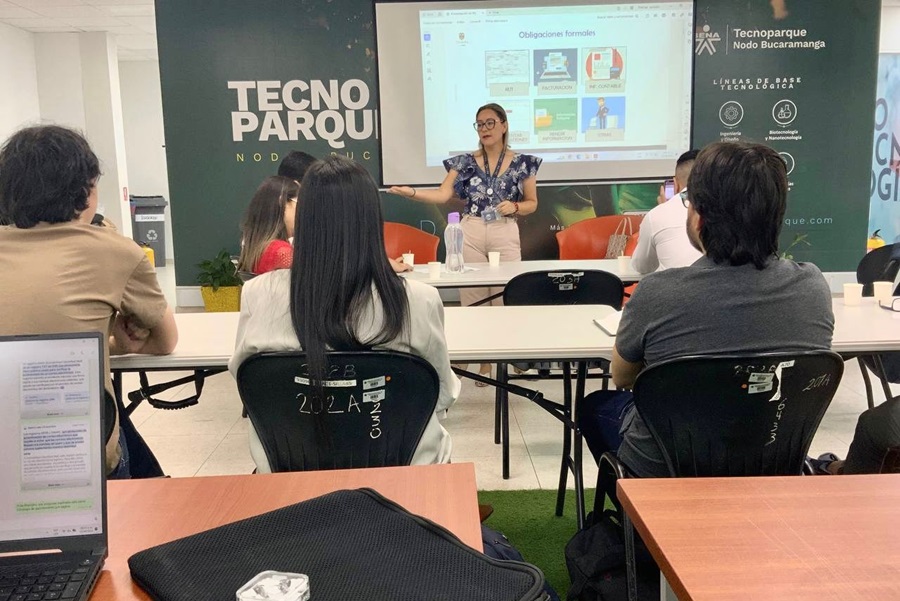 Desarrollo del bootcamp ‘Seed Lab’. 