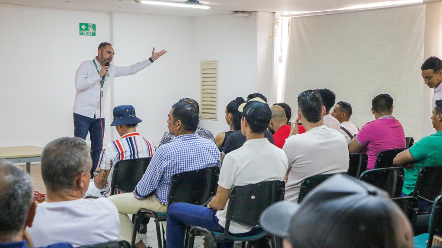 Los servicios del SENA son gratuitos y no requieren intermediarios