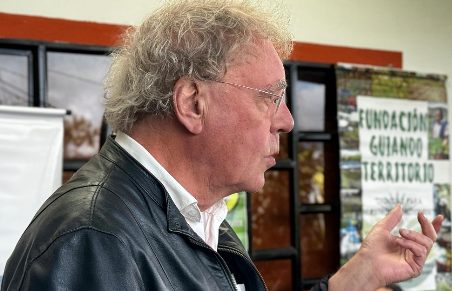 El profesor Jan Douwe van der Ploeg, con 40 años de experiencia investigando luchas campesinas y autor de obras influyentes como